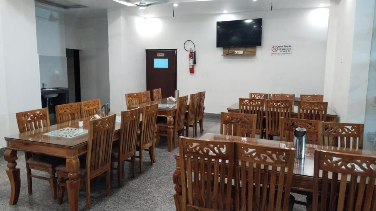 Alaknanda Motel & Restaurant Rudraprayāg 외부 사진