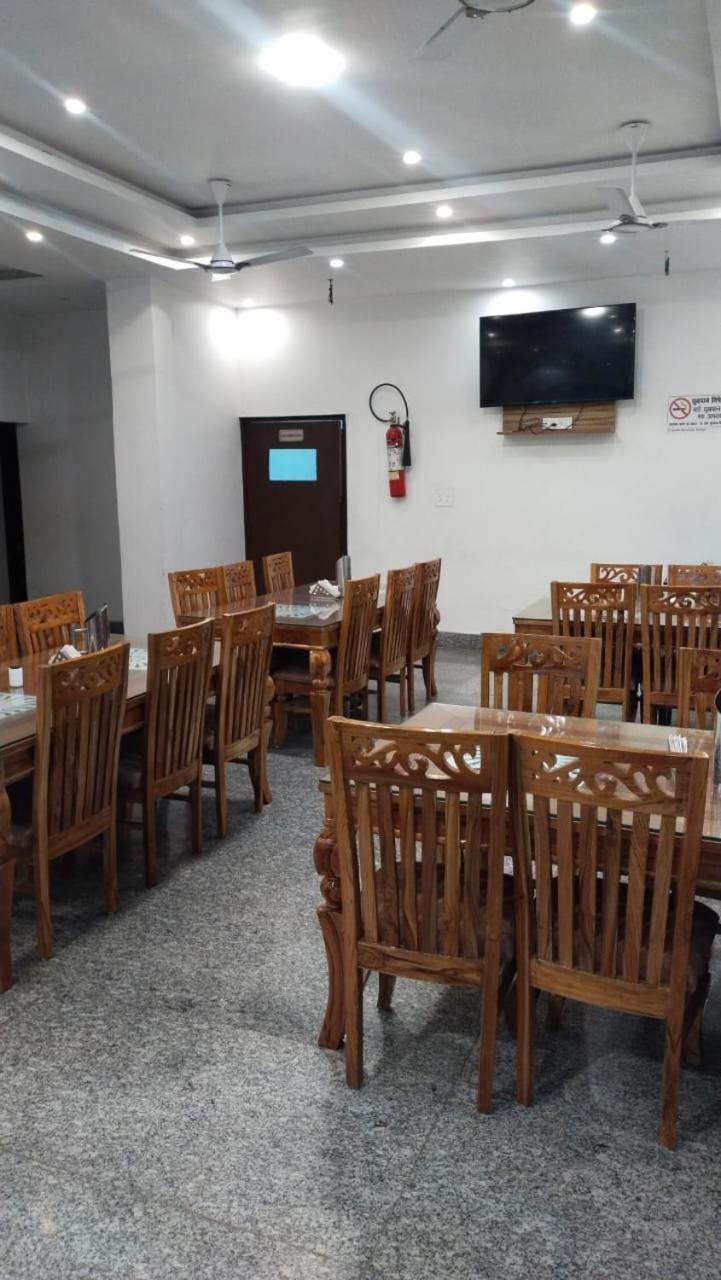 Alaknanda Motel & Restaurant Rudraprayāg 외부 사진