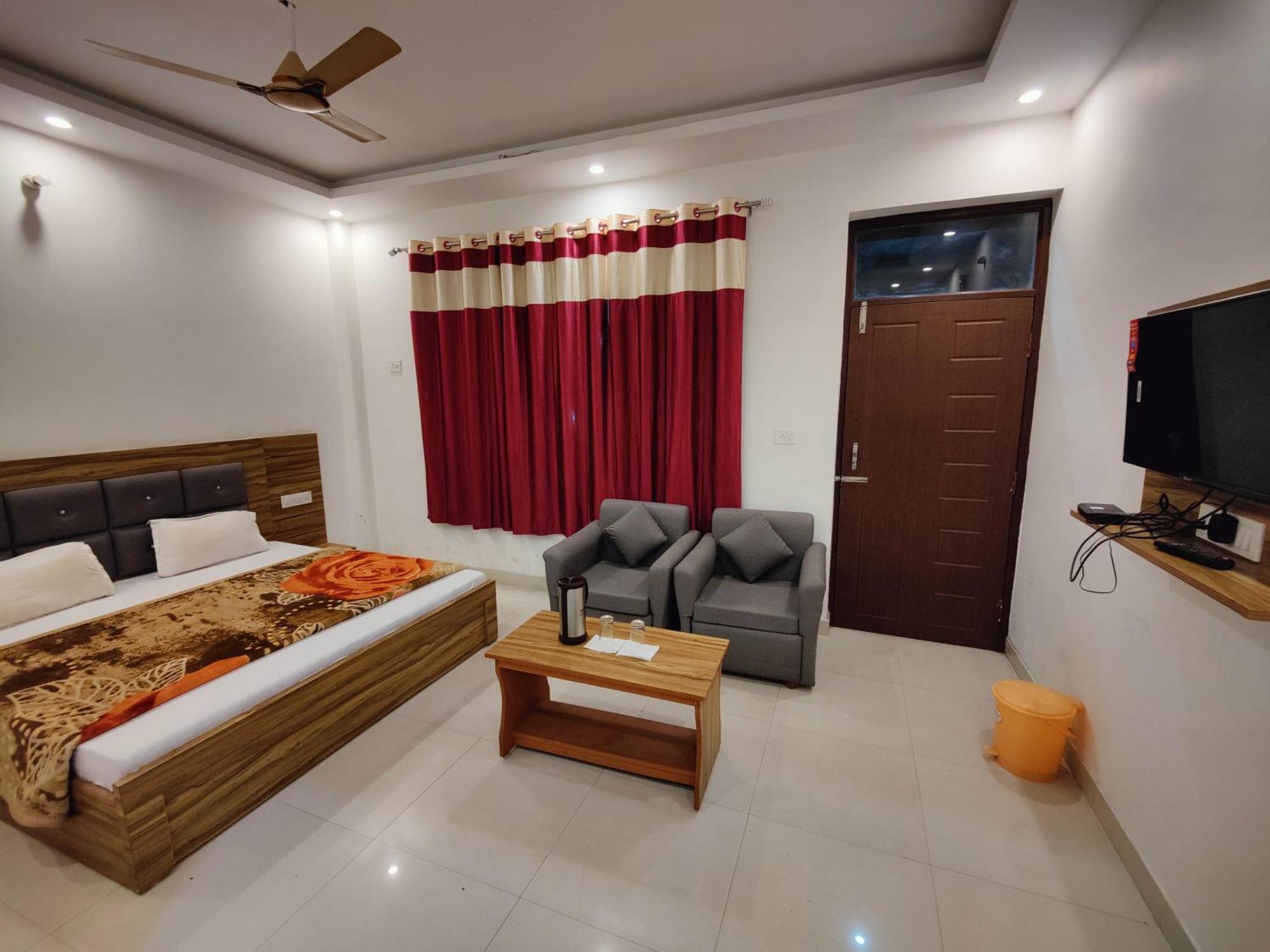 Alaknanda Motel & Restaurant Rudraprayāg 외부 사진